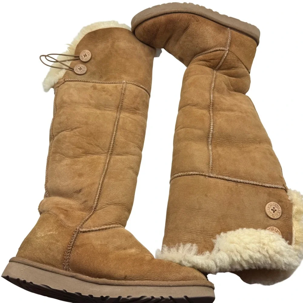 UGG Australia Over-The-Knee Bailey Boots Brown Chestnut Suede Button Size 8